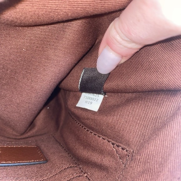 Frye Brown Leather Rectangle Wristlet Wallet Pouch Card Holder Inside - Picture 10 of 12